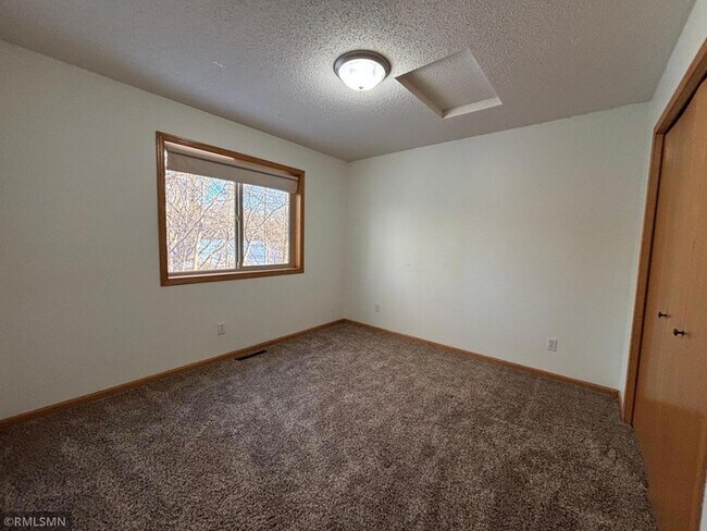 Building Photo - 6040 S 1st St