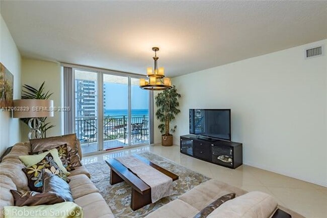 Building Photo - 2080 S Ocean Dr
