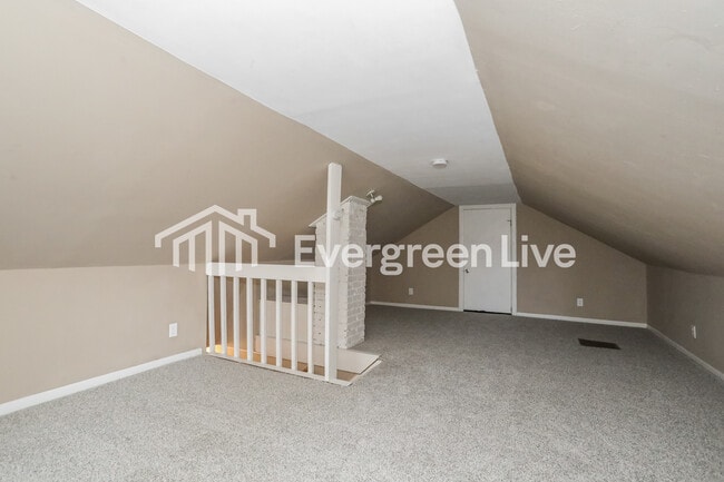 Building Photo - 3334 Dartmouth Dr