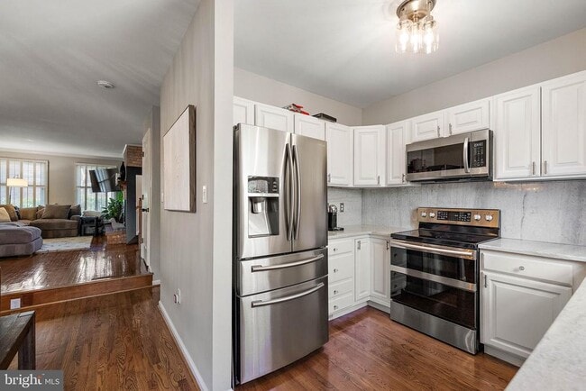 Building Photo - 2115 Fairfield Pl