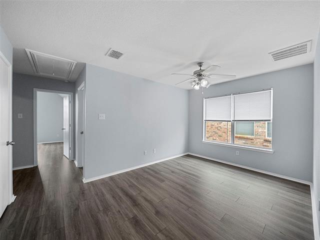 Building Photo - 907 Jamie Dr