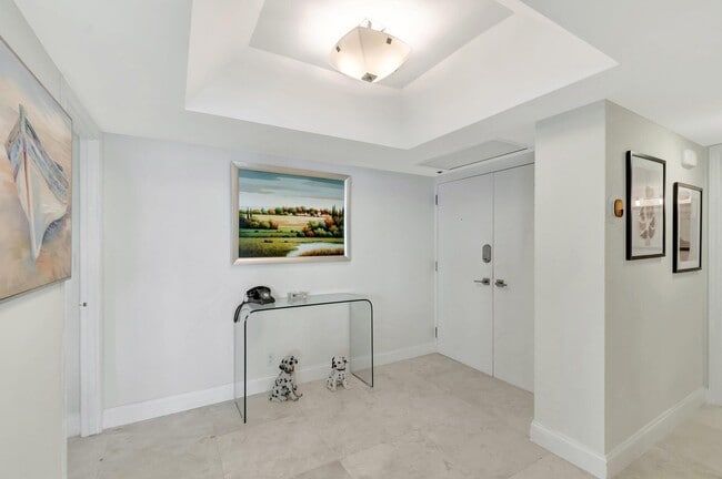 Building Photo - 5550 N Ocean Dr