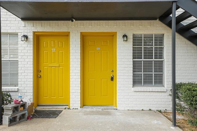 Building Photo - 1105 UTA Blvd