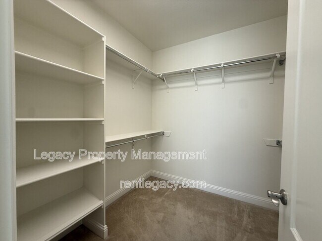 Building Photo - 8843 Latigo Ct