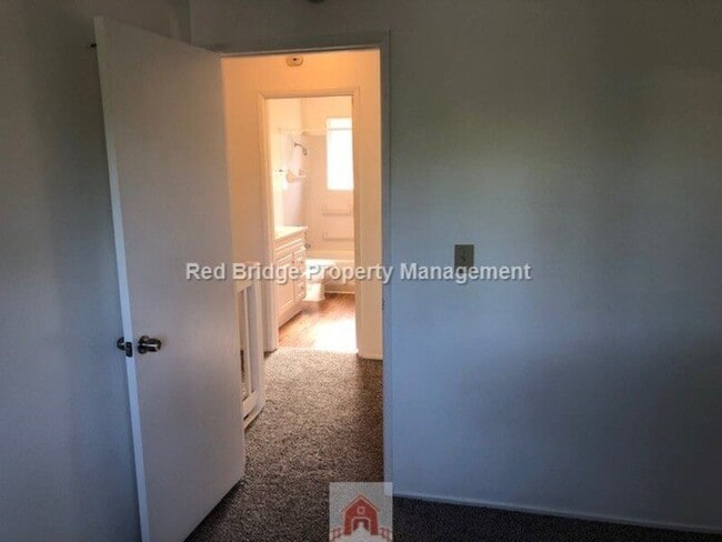 Building Photo - 14545 SW Hall Blvd