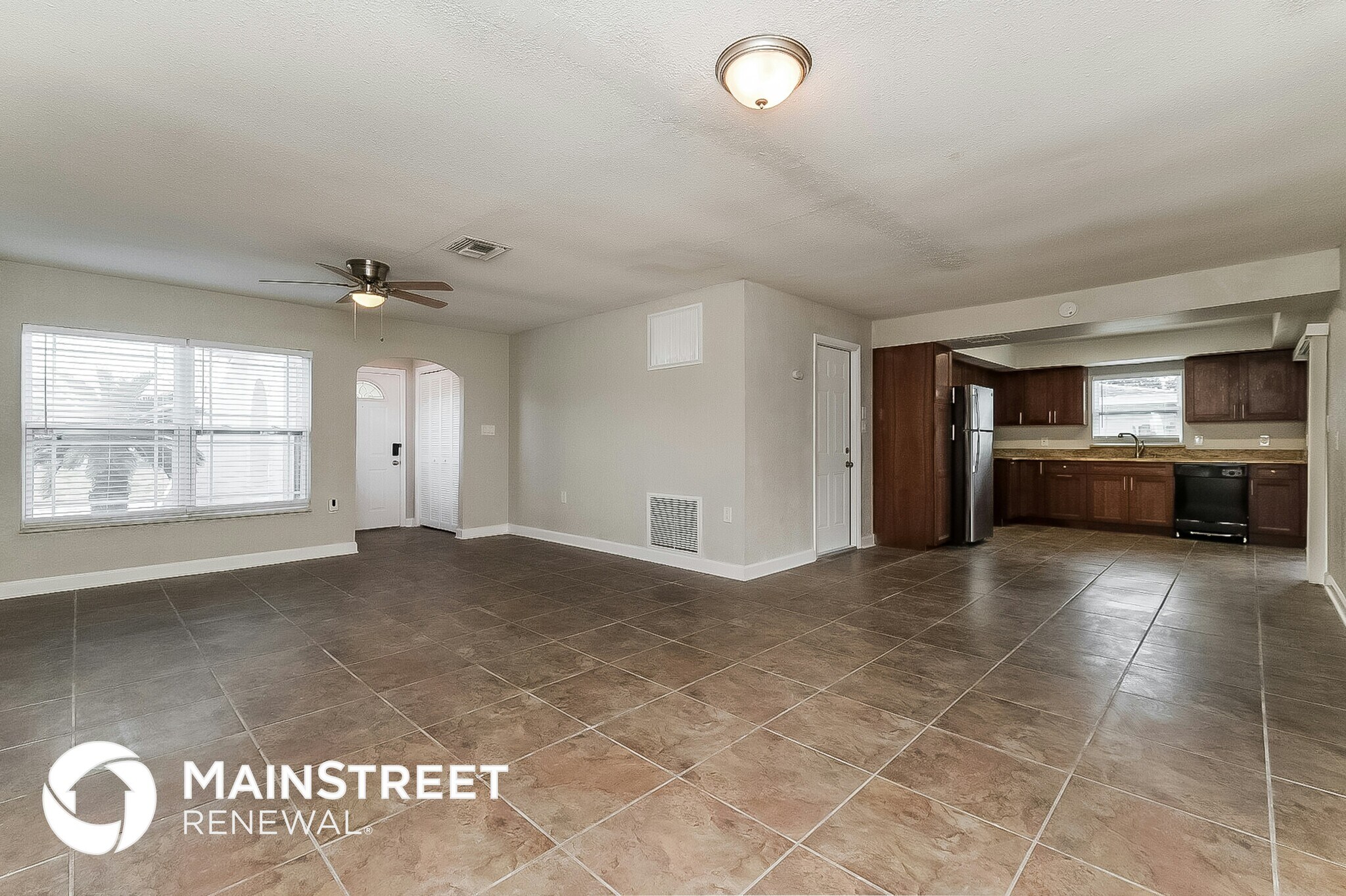 Building Photo - 9135 Richwood Ln