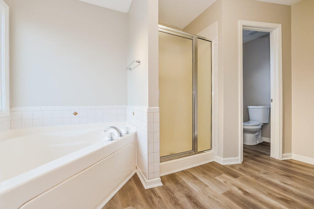 Building Photo - 1009 Crystal Brook Way