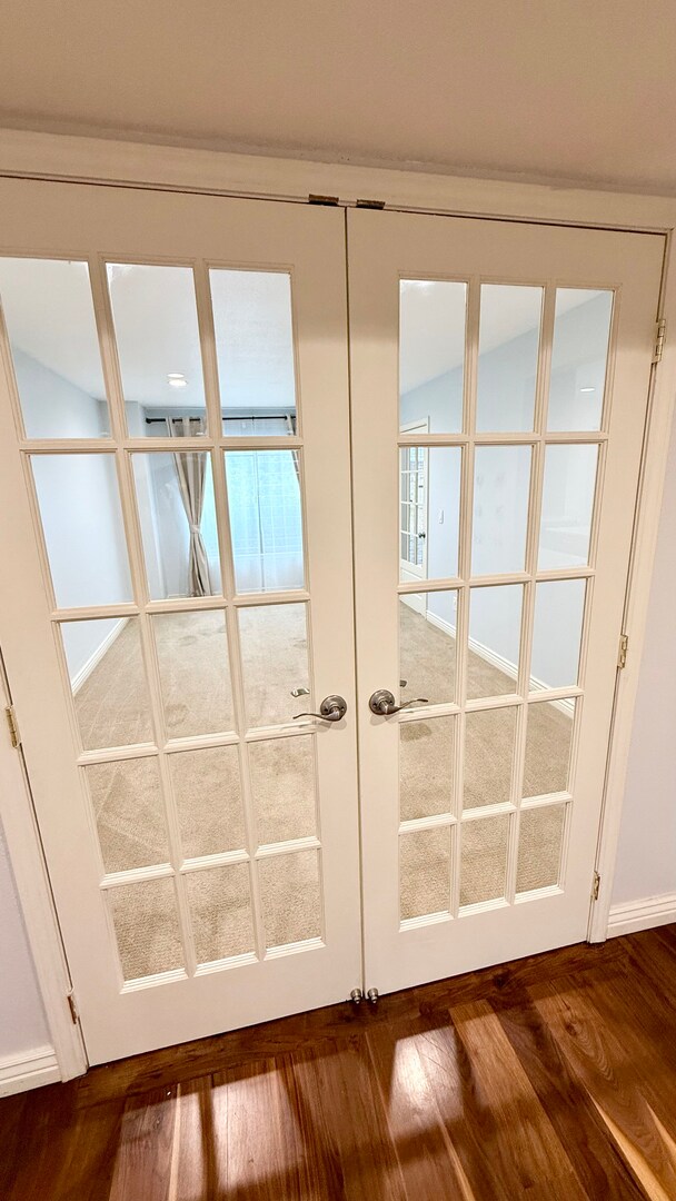 Building Photo - GOURMET KITCHEN-D20-6 BEDROOMS