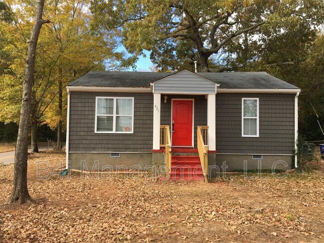 Primary Photo - 421 S 15th St