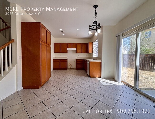 Building Photo - 3957 Coral Haven Ct