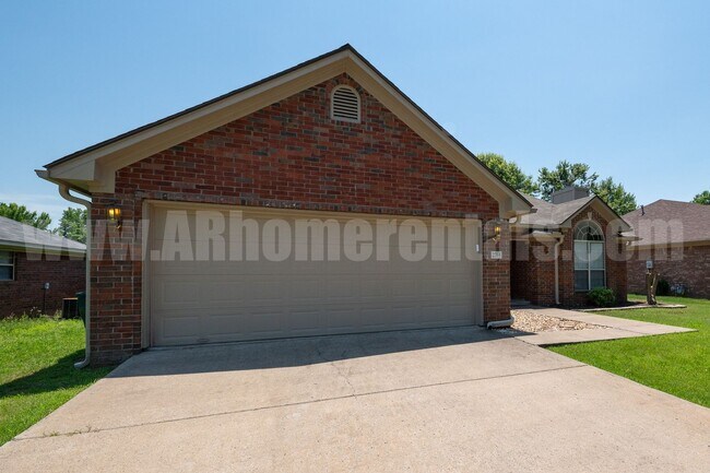 Building Photo - 2765 Archer Ln