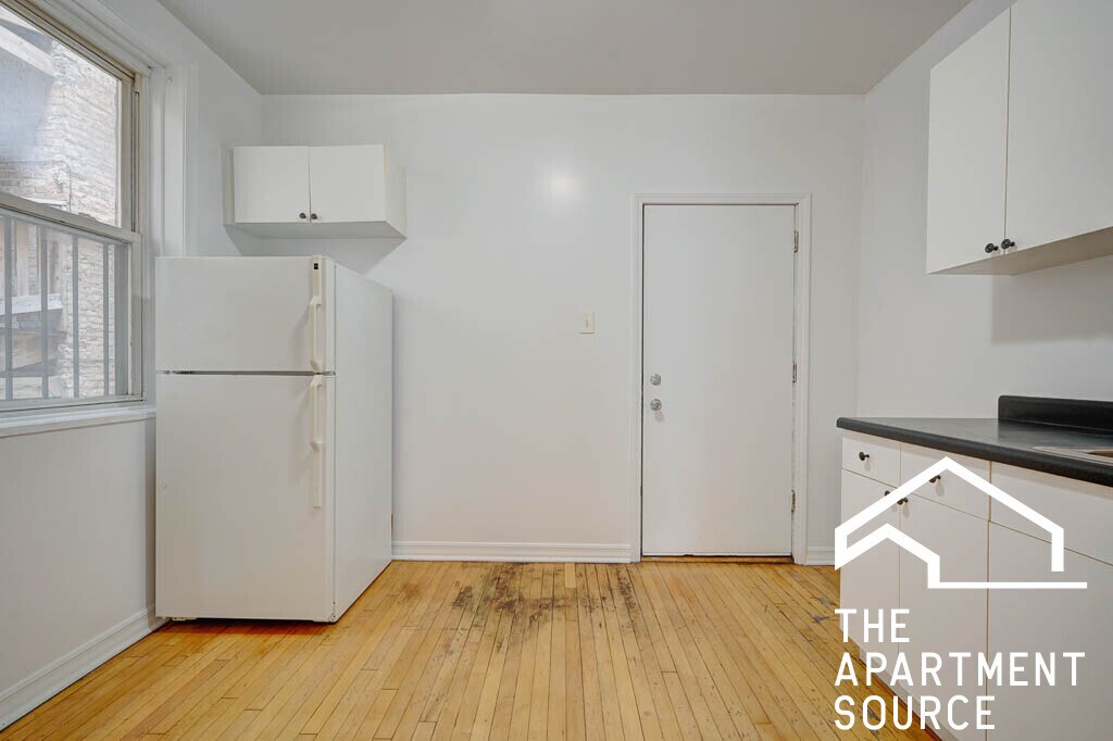 Building Photo - 3001 N Whipple St