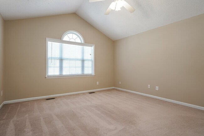 Building Photo - 1505 Woodline Dr