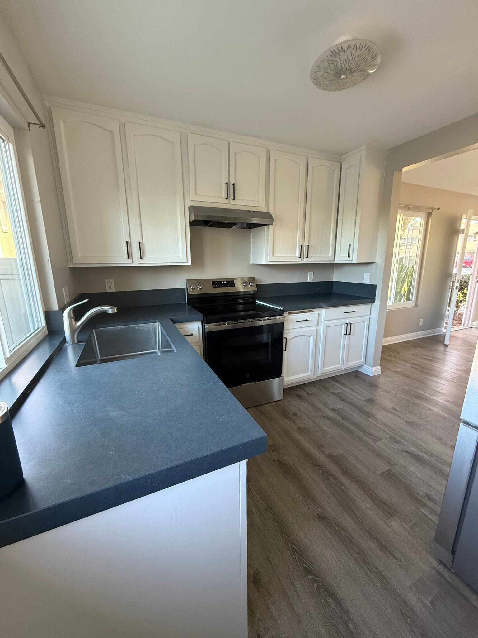 Kitchen - 1954 Misty Cir