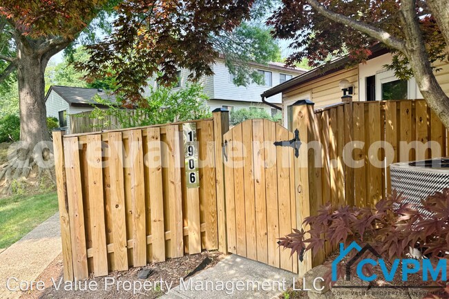 Building Photo - 2 br, 1 bath House - 1906 Ardenwood Terrace
