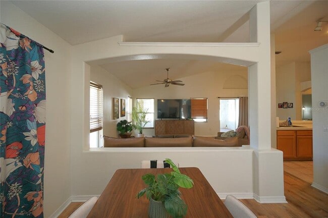 Building Photo - 6921 Jamestown Manor Dr