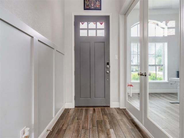 Building Photo - 820 Manchester Ave