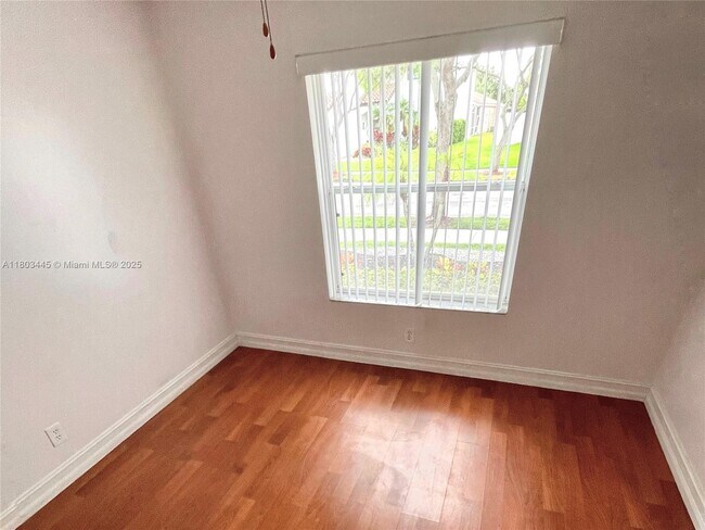 Building Photo - 808 Stanton Dr