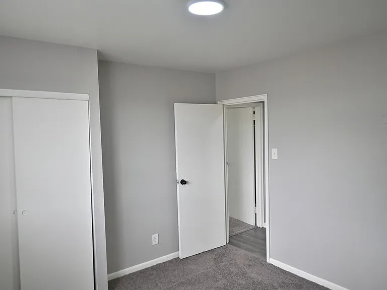 Building Photo - 6801 Bingham St