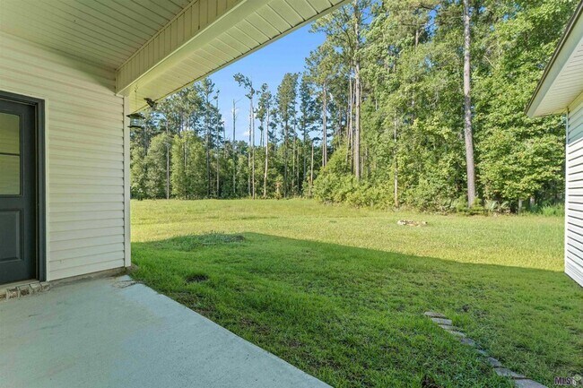 Building Photo - 12664 Brown Rd