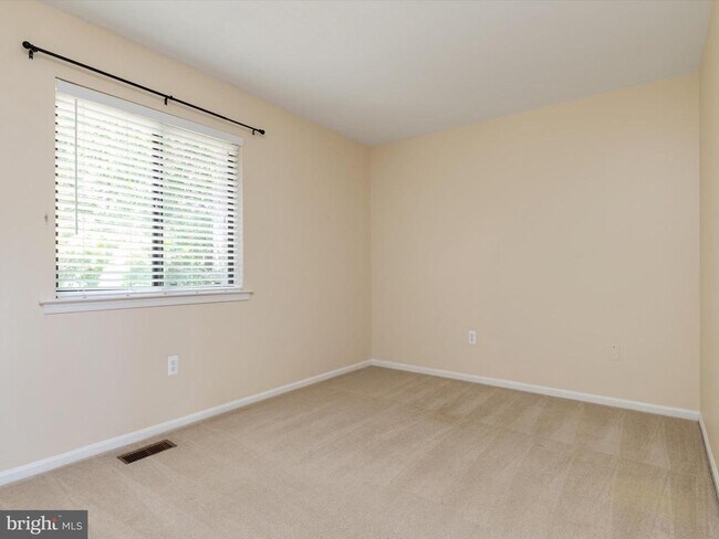 Building Photo - 1411 Stonecreek Rd