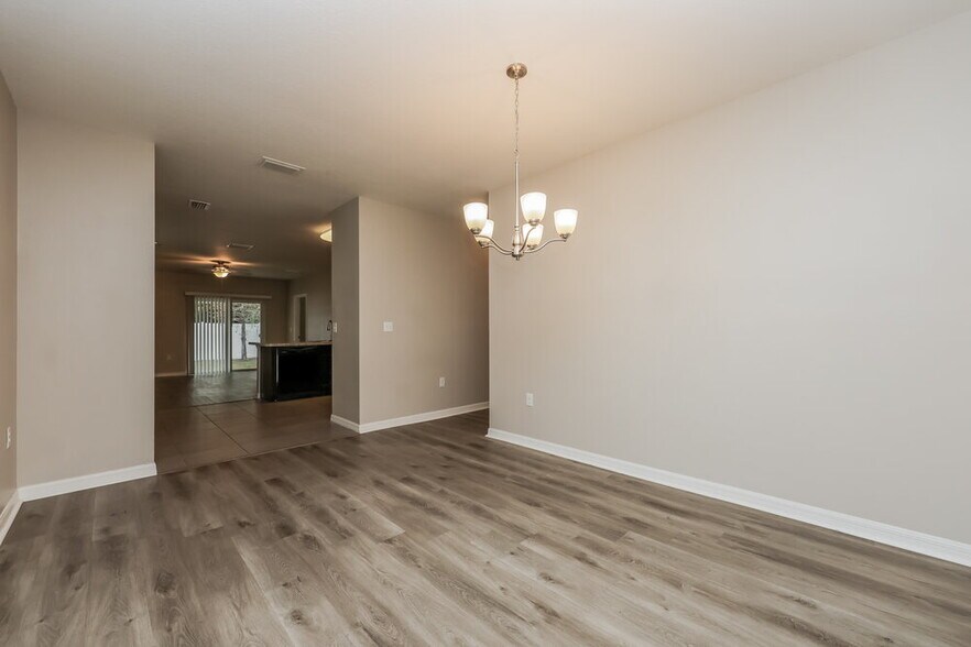 Building Photo - 10125 Geese Trail Cir