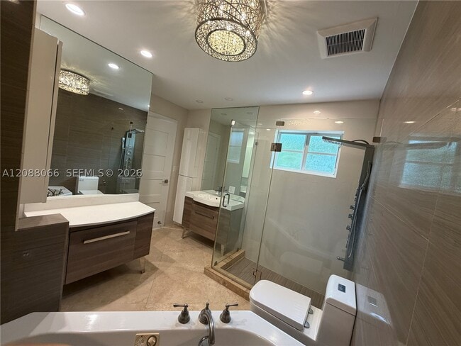 Building Photo - 9341 Dickens Ave