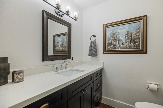 Building Photo - 326 Bayou View Dr