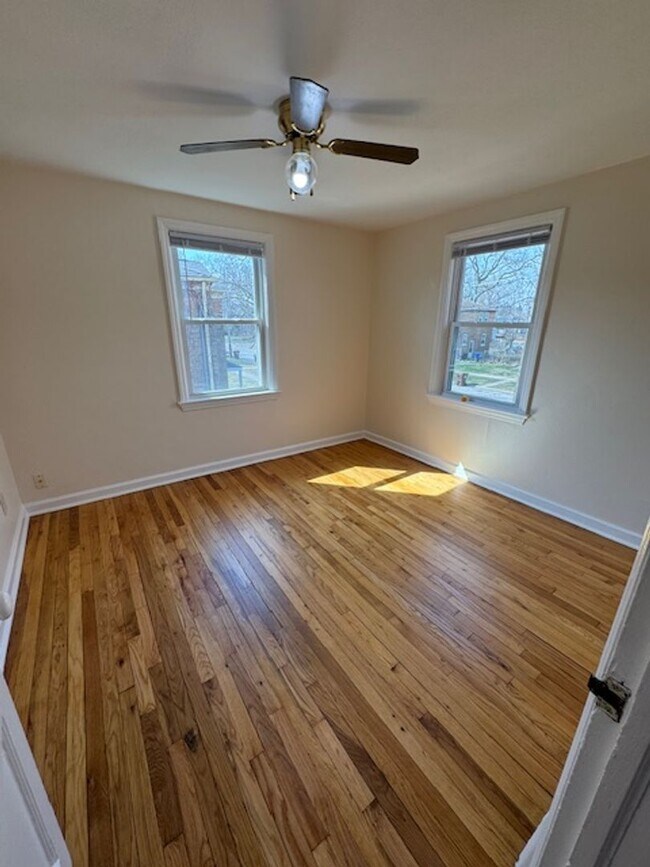 Building Photo - 2215/2217 Hecker Ave