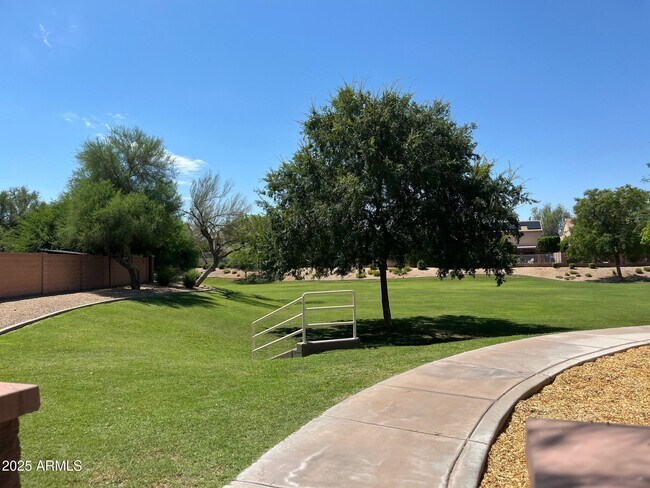 Building Photo - 11436 W Eden McKenzie Dr