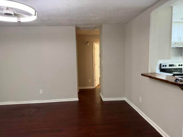 Building Photo - 2145 Portsmouth Cir