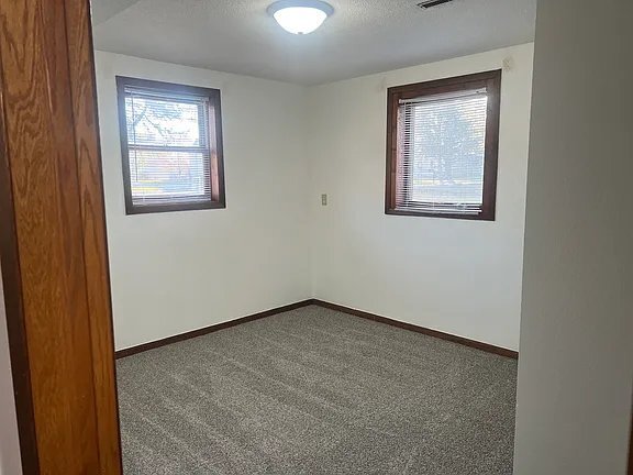 Building Photo - 608-610-610 Martin Rd