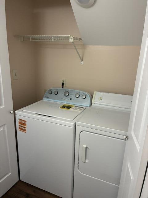 Building Photo - 304 Persimmon Way