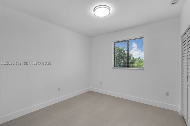 Building Photo - 6500 NW 21st Ave