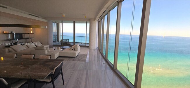 Building Photo - 17901 Collins Ave