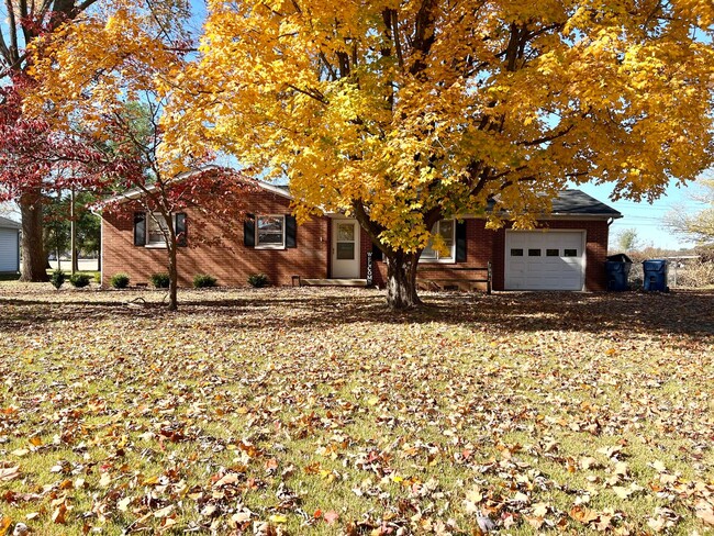 Primary Photo - Newly renovated 3-Bedroom North Side Home ...