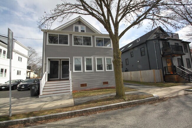 Building Photo - 63 Foster St