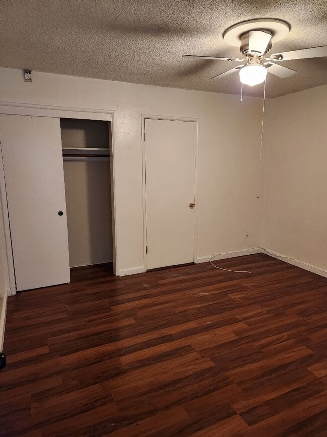 Building Photo - NE Home with pool for rent