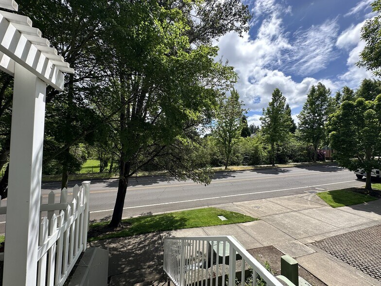Building Photo - 15533 SW Black Quartz St