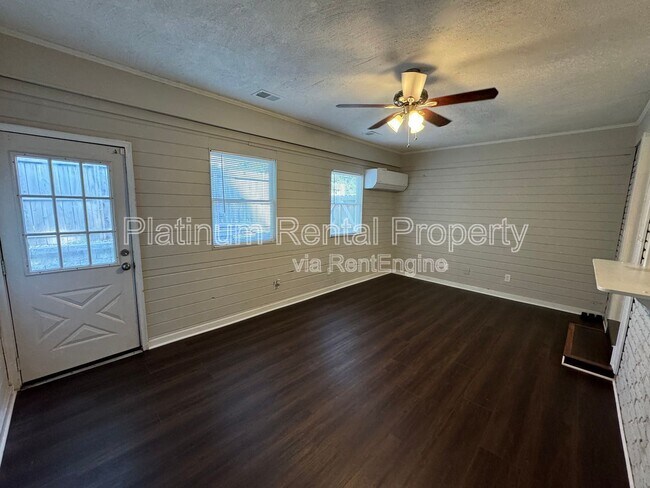 Building Photo - 3520 Canadian Way