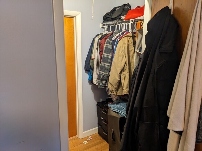 shared walk-in closet between b1 and b2 - 2611 N Kinser Pike