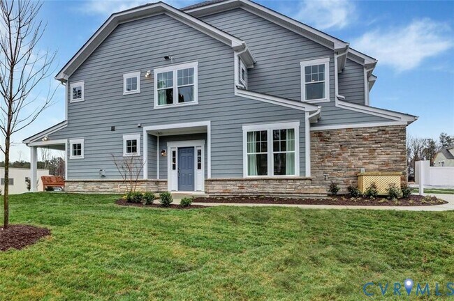 Building Photo - 5508 Benoni Dr