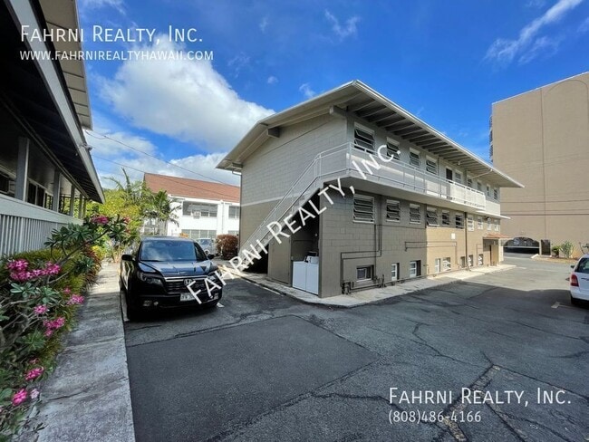Building Photo - 1508 Kewalo St