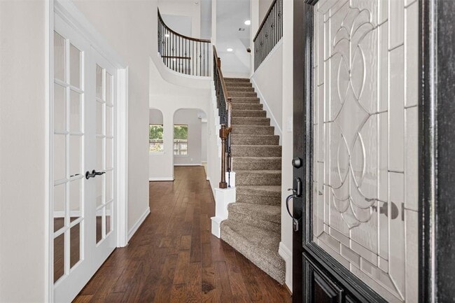 Building Photo - 24015 Richglen Court