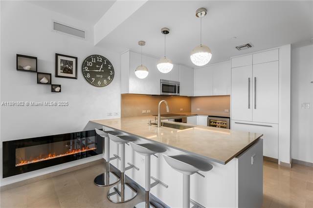 Building Photo - 68 SE 6th St