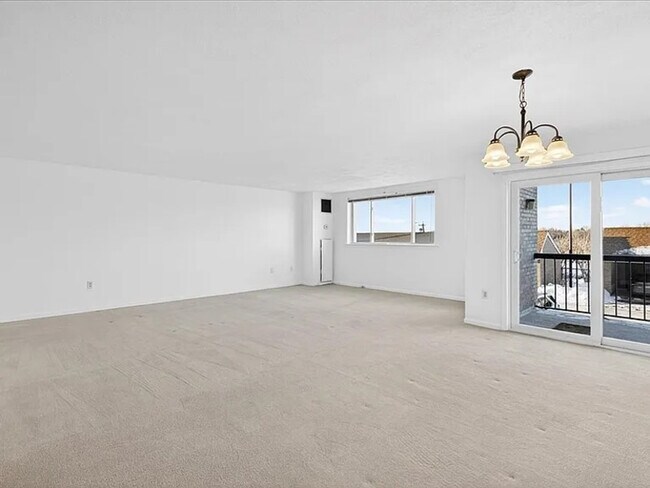Building Photo - 64 Broad Reach