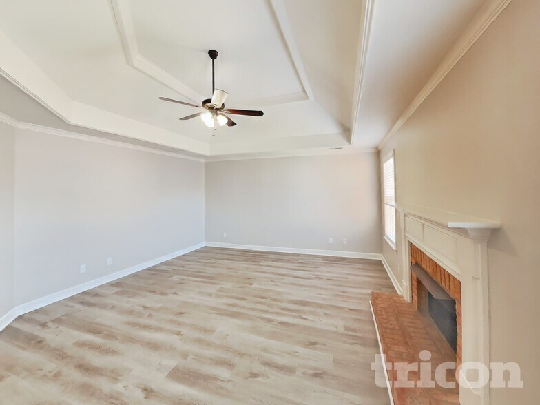 Building Photo - 3002 Helfrich Ct