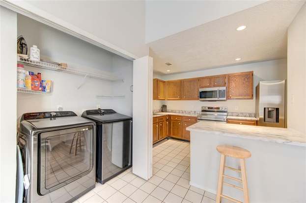 Building Photo - 23419 Summer Pine Dr