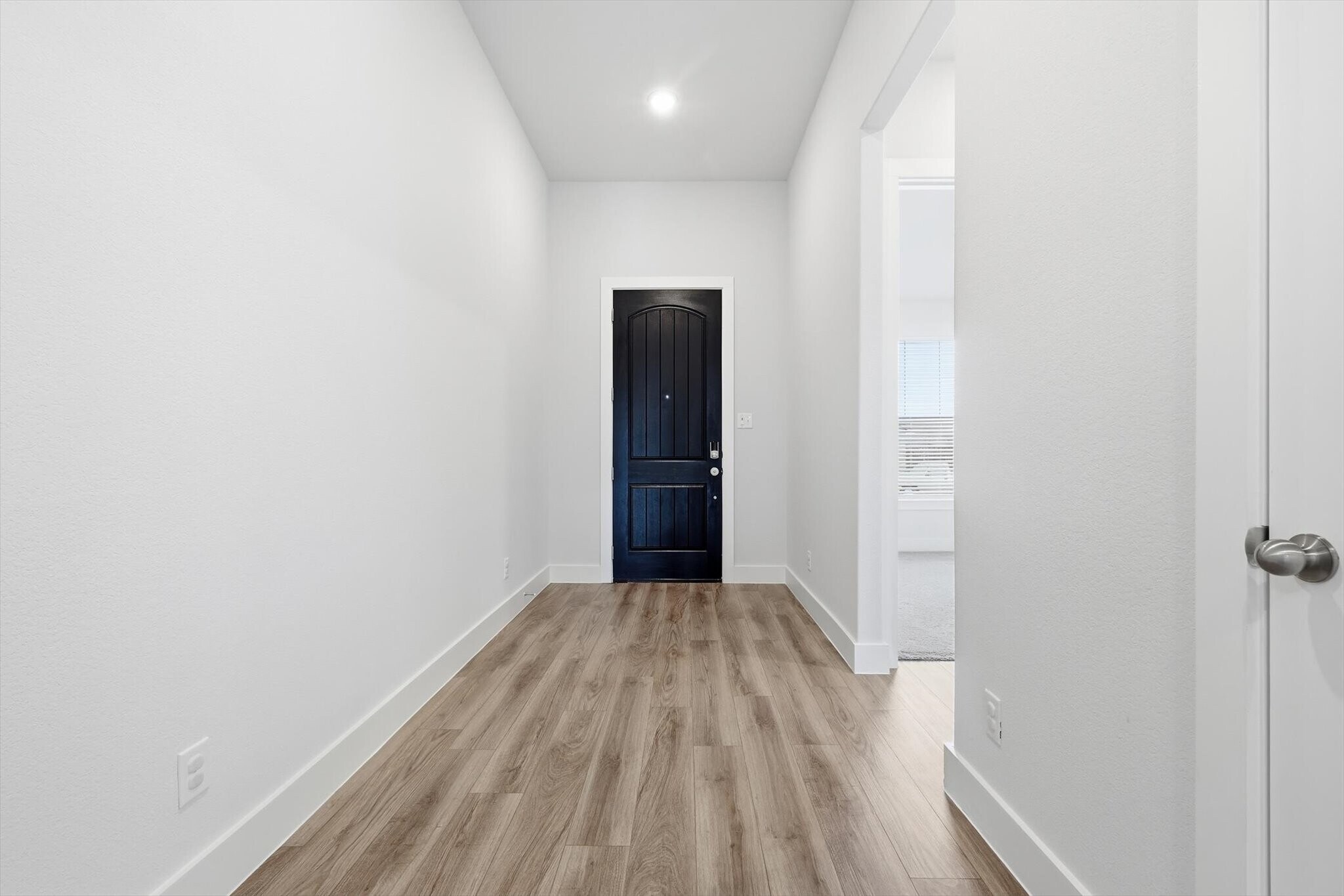 Building Photo - 1861 Arbor Dr