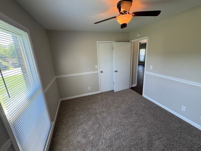 Building Photo - Quaint Ranch style home in Clarksville